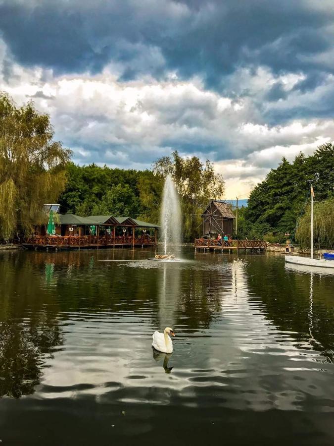 Complex Lebedovo Ezero Strumica Buitenkant foto